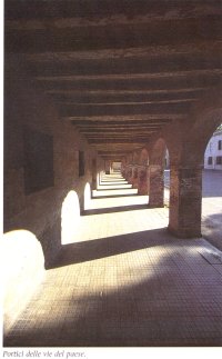 Portice del paese  800x1300---240 kb